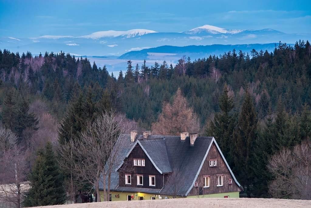 Schronisko Pttk Pasterka Vandrarhem Exteriör bild